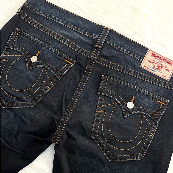 •HP• True Religion Straight Jeans - Picture 4 of 9
